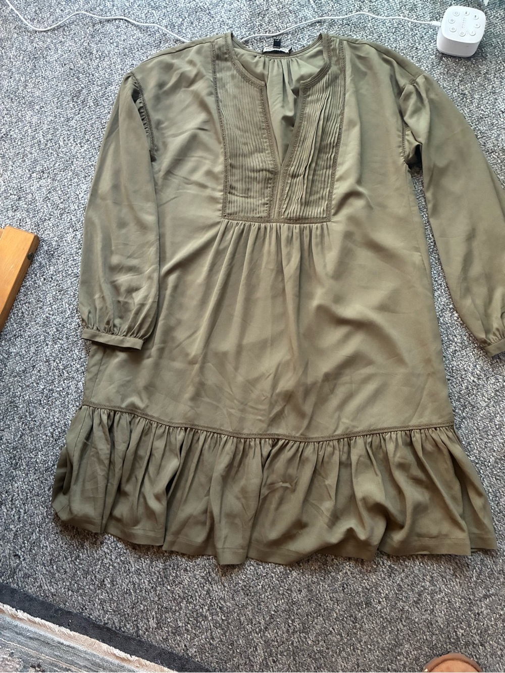 Banana Republic Olive Long Sleeve Pintuck Ruffle Dress